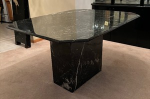 lot 5 image: Vintage Marble Dining Table
