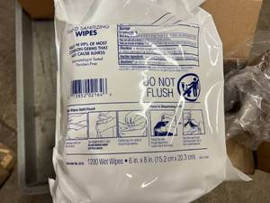 lot 15 image: 2x 1200ct Packs of Purell Hand Sanitzing Wipes