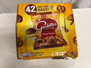 lot 42 image: 42 1.75oz Bags of Gardettos