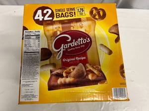 lot 47 image: 42 1.75oz Bags of Gardettos