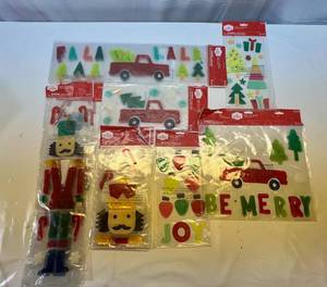 lot 31 image: 20 Window Gel Clings