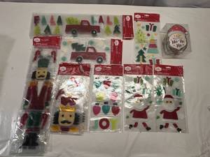 lot 38 image: 20 Window Gel Clings