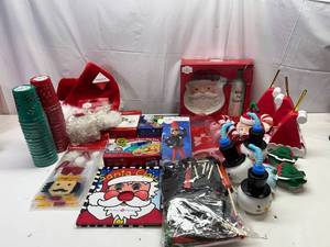 lot 44 image: Kids Christmas Lot