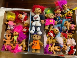 lot 68 image: Russ Trolls