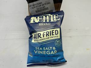 lot 378 image: 6x 1.7oz Kettle Air Fried Sea Salt & Vinegar Potato Chips