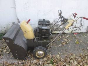 lot 81 image: (UD4) Craftsman 7.0 HP 5-Speed 26 ...