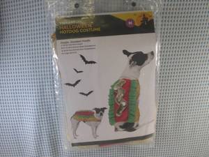 lot 110 image: (H-2) Halloween Hot Dog Costume Siz...
