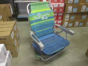 lot 121 image: (BR1) Tommy Bahama Folding Beach Chair