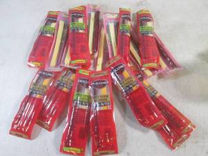 lot 140 image: (B-1) 18 Assorted Jack Links Beef S...