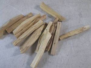lot 146 image: (CNTR) 12 Humo Sagrado Sacred Smoke...