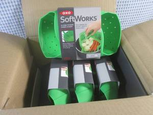 lot 188 image: (F-2) 4 SoftWorks Silicone Pressure...