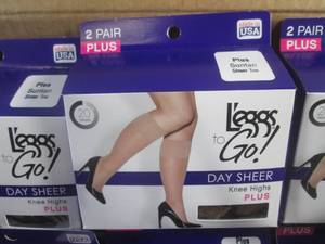 lot 274 image: (BR3) 72 Pair of Leggs To Go Day S...
