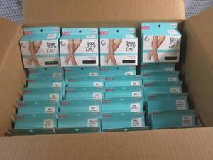lot 283 image: (BR3) 72 Pair of Leggs To Go Ultra...