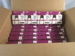 lot 292 image: (BR3) 36 Pair of Leggs To Go Day S...