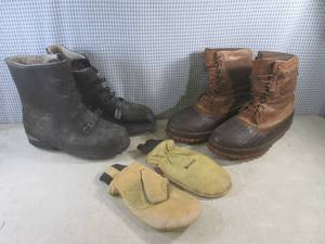 lot 21 image: (A-2) Lacrosse Winter Boots and Rub...