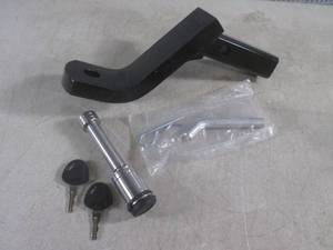 lot 29 image: (EC1) Receiver Hitch with Locking a...