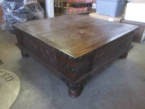 lot 51 image: (A-1) Large Vintage Wood Coffee Tab...