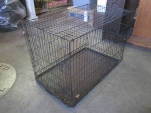 lot 58 image: (EW2) Metal Wire Pet Kennel 36 x 2...