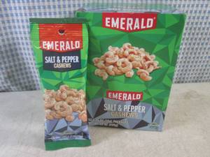 lot 324 image: (B-1) Box with12 Bags of Emerald Sa...