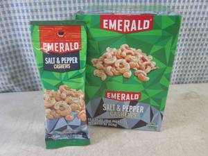 lot 325 image: (B-1) Box with12 Bags of Emerald Sa...