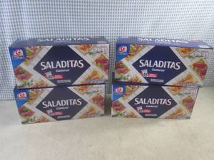 lot 335 image: (EC2) 4 Boxes of Saltine Crackers 4...