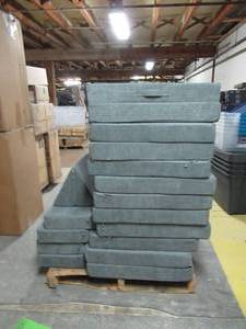 lot 89 image: Costco -Play Couch Sofa for Kids Large Size, Modular Kids Play Couch, Kids Couch Building Fort for Playroom Bedroom