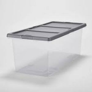 lot 241 image: Set of 2 Underbed Latching Clear Storage Box - Brightroom & 3 Extra Large Latching Clear Storage Box - Brightroom