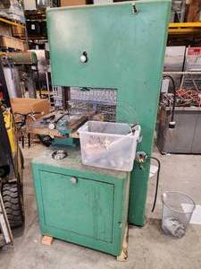 lot 2 image: Powermatic band saw with blade spot welder