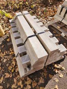lot 30 image: Architectural stone elements (pallet #1)