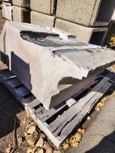 lot 37 image: Architectural Stone (pallet #7)