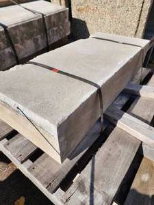 lot 38 image: Architectural Stone (pallet #8)