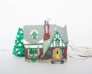 lot 257 image: Department 56 Oak Grove Tudor The Original Snow Village
