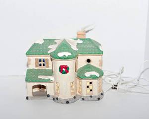 lot 271 image: Department 56 Palos Verdes The Original Snow Village