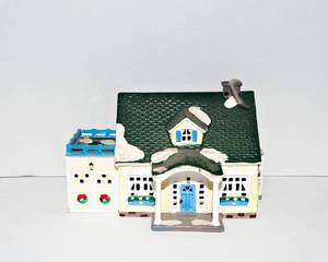 lot 286 image: Department 56 North Creek Cottage The Original Snow Village