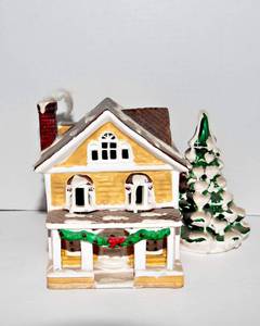 lot 315 image: Department 56 Homestead Original Snow Village