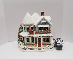 lot 337 image: Hawthorne Village Thomas Kinkade The Night Before Christmas Story House