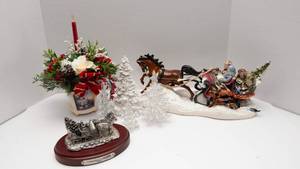 lot 346 image: Terry Redlin Coming Home Figurine and Holiday Decor