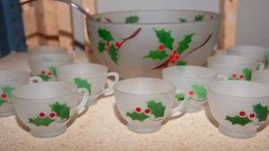 lot 299A image: Vintage Frosted Holly Punch Bowl and Punch Cups