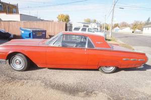 1962 Ford Thunderbird