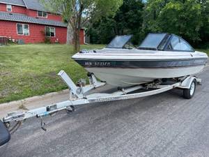 1988 Medalist Boat