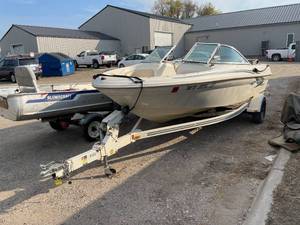 2001 Sea Ray 180 BR