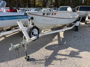 1993 Crestliner 17 Fishing