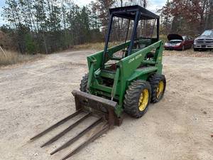 John Deere 125 Diesel Skid Steer- No Reserve