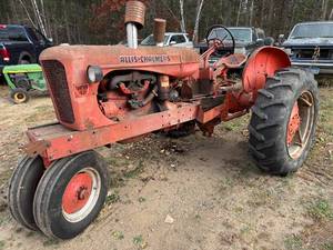 Vintage Allis-Chalmers Tractor