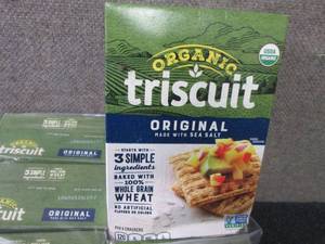 lot 21 image: 12-9 oz Organic Original Triscuits...