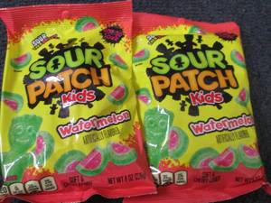 lot 31 image: 12- 8 oz Sour Patch Kids Watermelon...