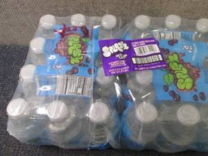 lot 43 image: 24- 8 oz Splash Acai Grape...