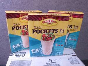 lot 64 image: 3- 12.4 oz Old El Paso Tortilla Poc...