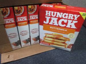 lot 68 image: 6- 32 oz Hungry Jack Buttermilk Pan...