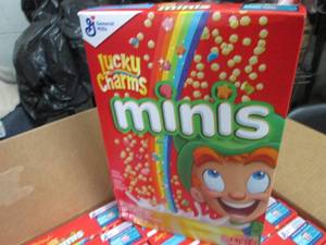 lot 71 image: 6- 10.5 oz Lucky Charms Minis...